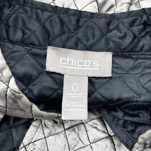 Chicos Quilted Metallic Jacket Size 0 Black Lining Lightweight Elegant Design - Picture 4 of 10